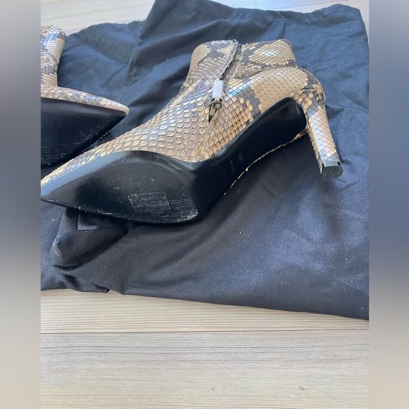 Saint Laurent snakeskin heel boots - Picture 6 of 10